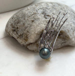 Elly’s Tahitian platinum Ocean Pearl Meteor Brooch pendant 2in1: Extreme luster mirrored, 11.4mm,1.6x5.5cm, no chain.