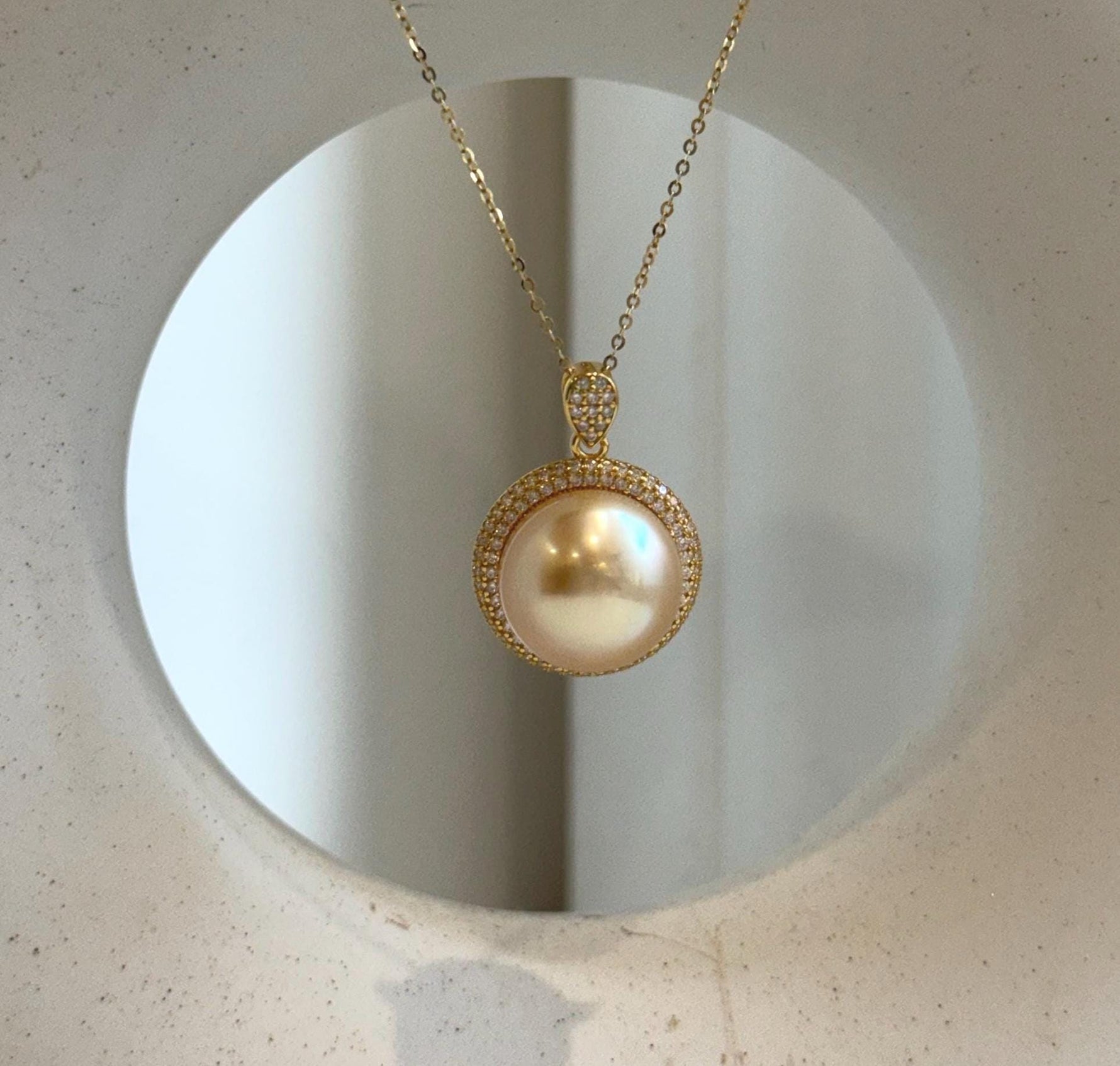 Elly’s 15.2mm Huge South Sea Golden ocean Pearl pendant: Extreme luster mirrored. S925 silver pendant necklace set.