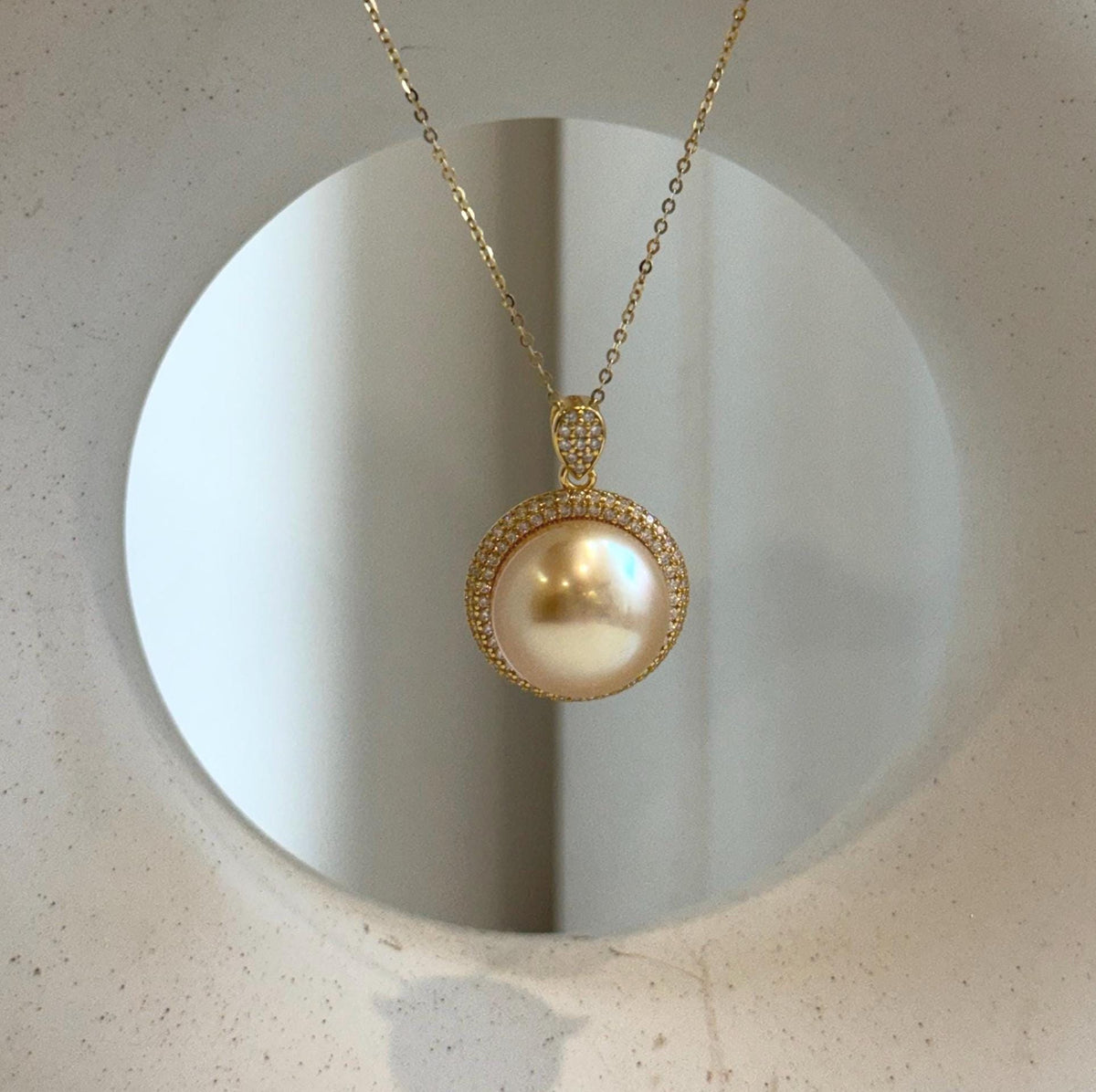 Elly’s 15.2mm Huge South Sea Golden ocean Pearl pendant: Extreme luster mirrored. S925 silver pendant necklace set.