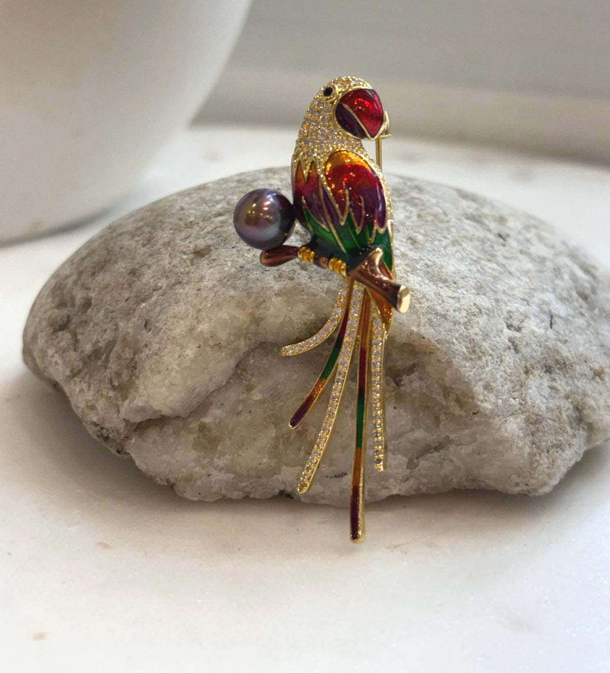 Elly’s purple plum Pearl Parrot Brooch pendant 2in1: Extreme luster mirrored, 8.1mm, 2.8x6cm