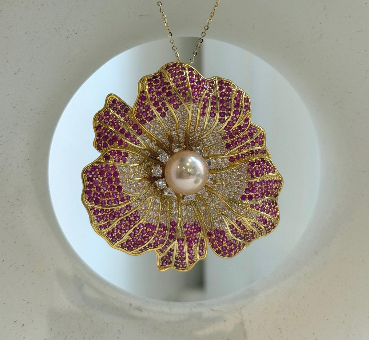 Elly’s 11.2mm Edison peach gold pearl Floral brooch pendant 2in1: Extreme luster mirrored, 5.5cm dia.