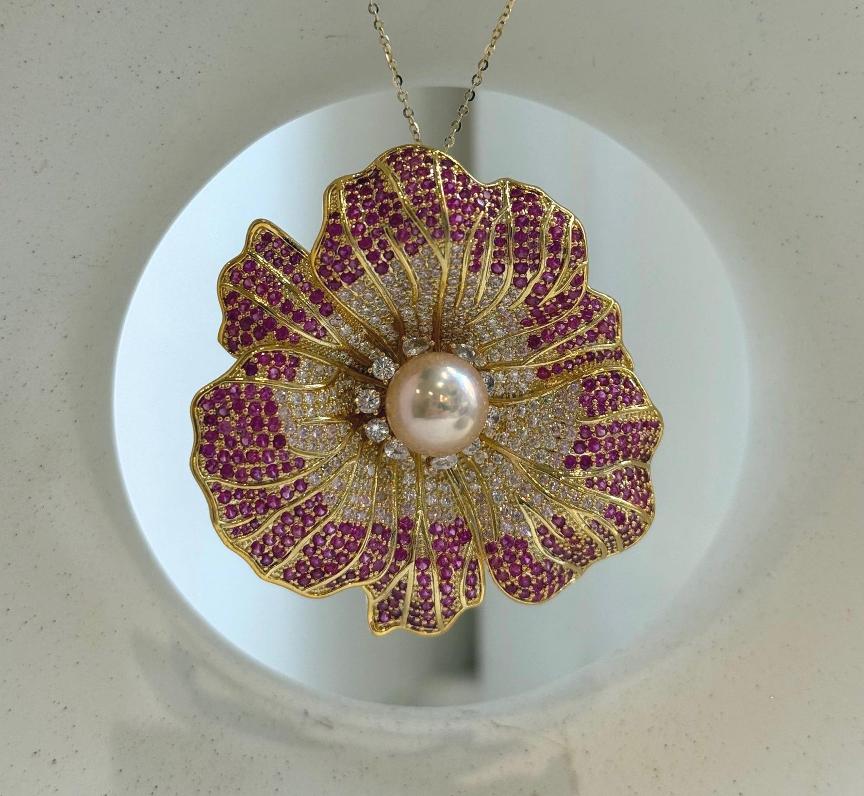 Elly’s 11.2mm Edison peach gold pearl Floral brooch pendant 2in1: Extreme luster mirrored, 5.5cm dia.