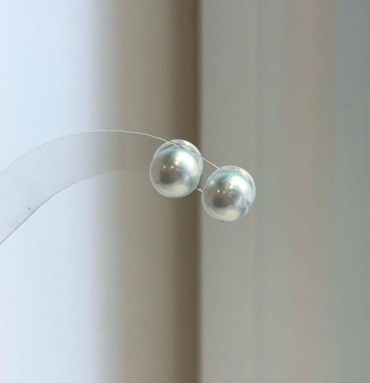 Elly’s 9.5mm Edison white blue Pearls Earrings: Extreme luster Mirrored, S925 silver cool minimalist earrings studs.