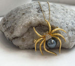 Elly’s 10.1mm Tahitian platinum Ocean Spider Brooch Pendant 2in1: Extreme Luster mirrored, 3.5x3.5cm, no chain.