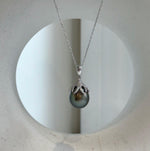 Elly’s 12.6mm Genius Tahitian platinum hunter Ocean Pearl Pendant: Extreme luster mirrored, 2.5cm high, S925 silver pendant.