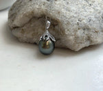 Elly’s 12.6mm Genius Tahitian platinum hunter Ocean Pearl Pendant: Extreme luster mirrored, 2.5cm high, S925 silver pendant.