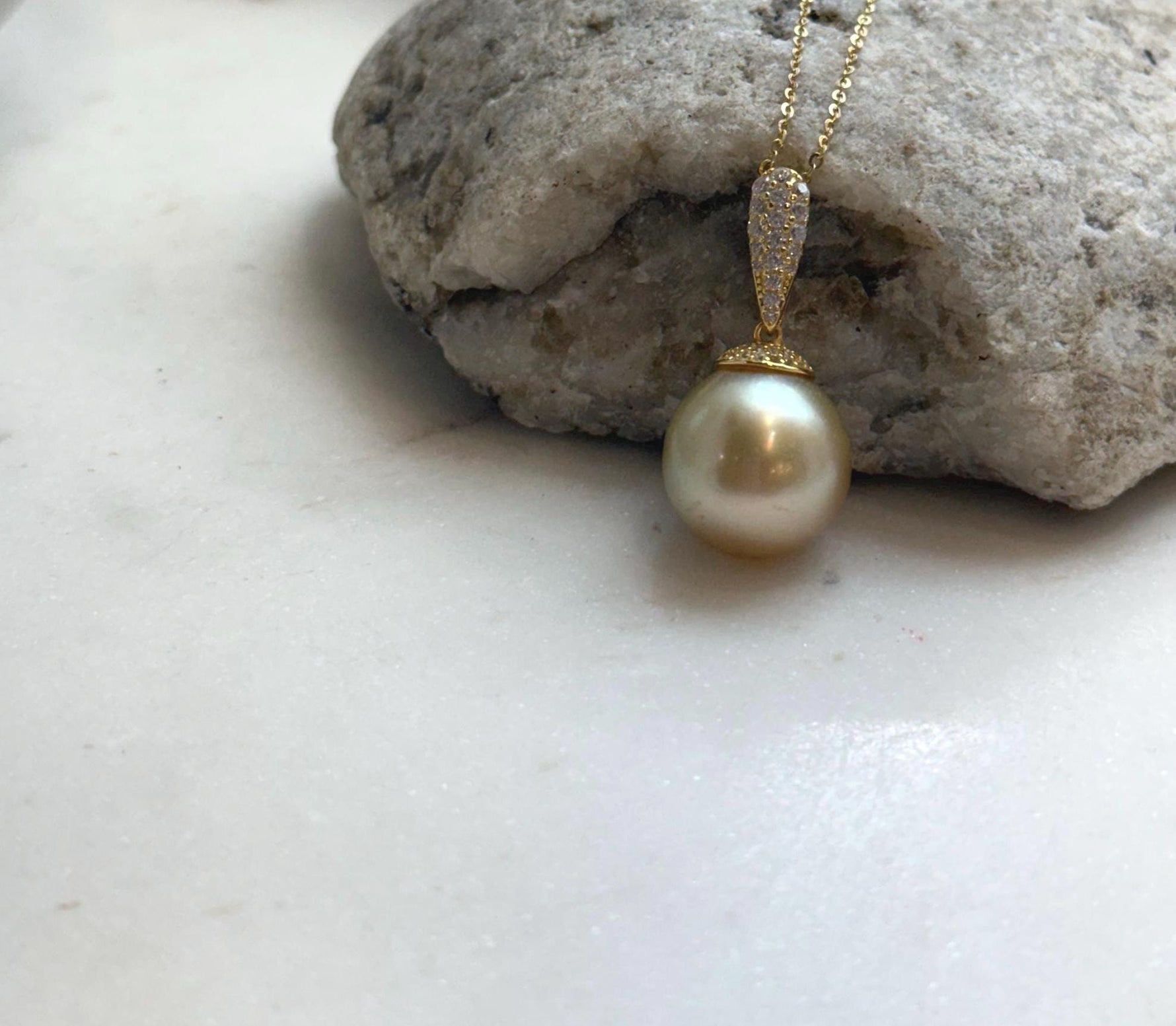 Elly’s 14.6mm Huge South Sea deep tea gold ocean Pearl pendant: Extreme luster mirrored. S925 silver with gold plated pendant set