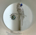 Elly’s 9.5mm Tahitian peacock green Ocean parrot Brooch Pendant 2in1: Extreme Luster mirrored, 4.2x7.3cm, no chain.