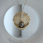 Elly’s 10mm Tahitian pistachio  Avocado Ocean Shell Brooch Pendant 2in1: Extreme Luster mirrored, 3.5x4cm