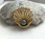 Elly’s 10mm Tahitian pistachio  Avocado Ocean Shell Brooch Pendant 2in1: Extreme Luster mirrored, 3.5x4cm
