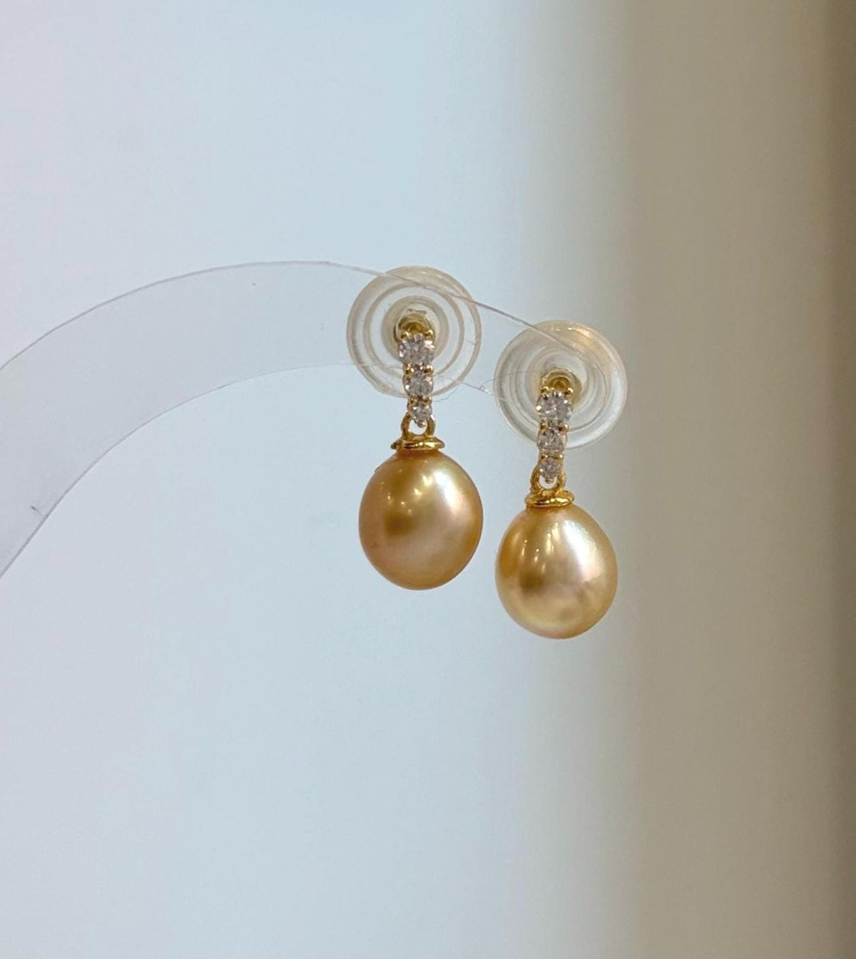 Elly’s 8.9mm Genius South sea deep golden ocean Pearls Earrings: Extreme luster mirrored, 1.8cm high, S925 silver earrings.