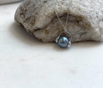 Elly’s 9.5mm Tahitian platinum blue ocean Pearl pendant: Extreme luster mirrored, S925 silver Headphone pendant, 1.3x1.3cm.