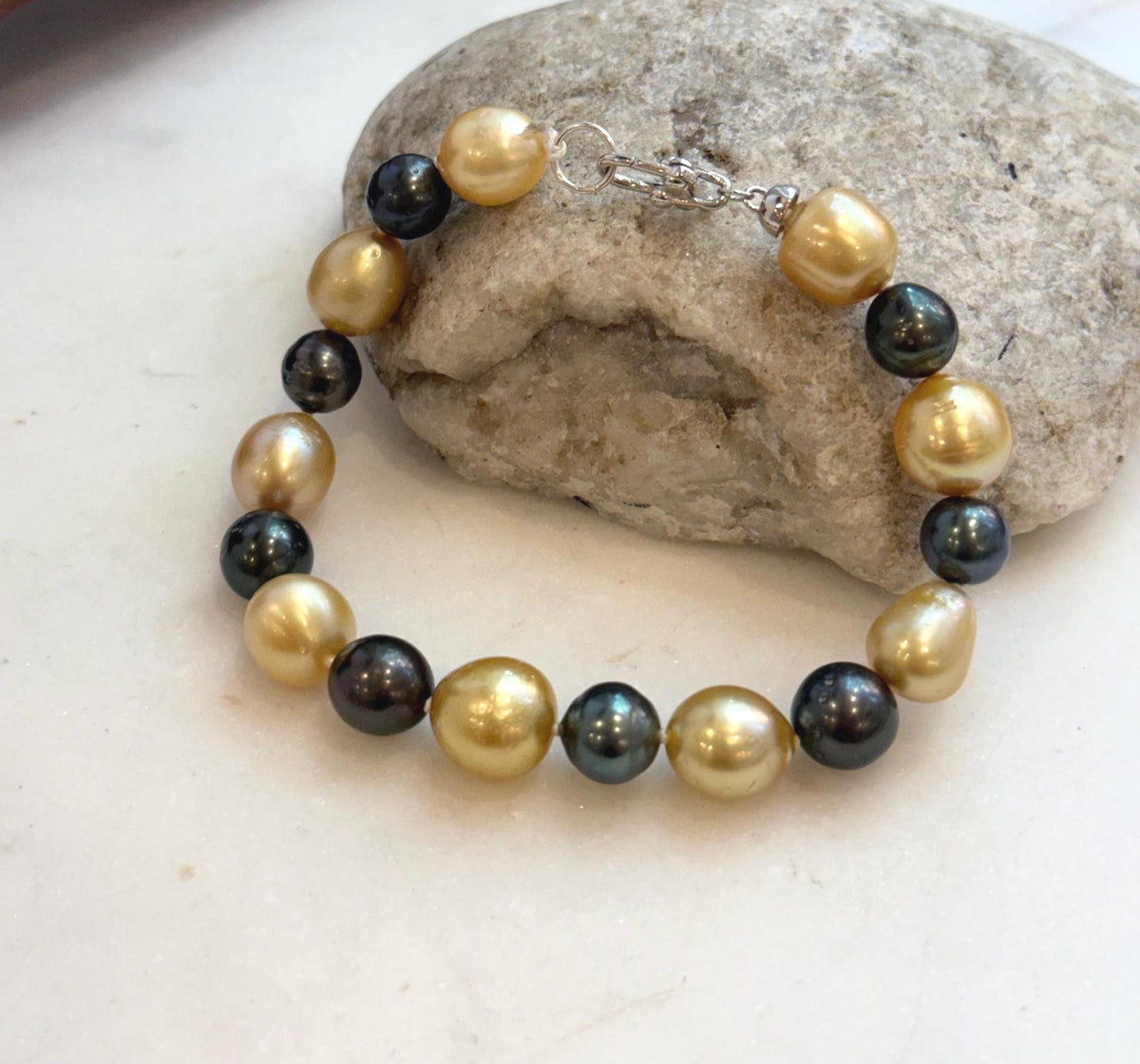Elly’s 8.3-11mm 17pcs Genius South sea golden Tahitian Ocean Pearls bracelet: Extreme luster, 8.2”, S925 silver bracelet.