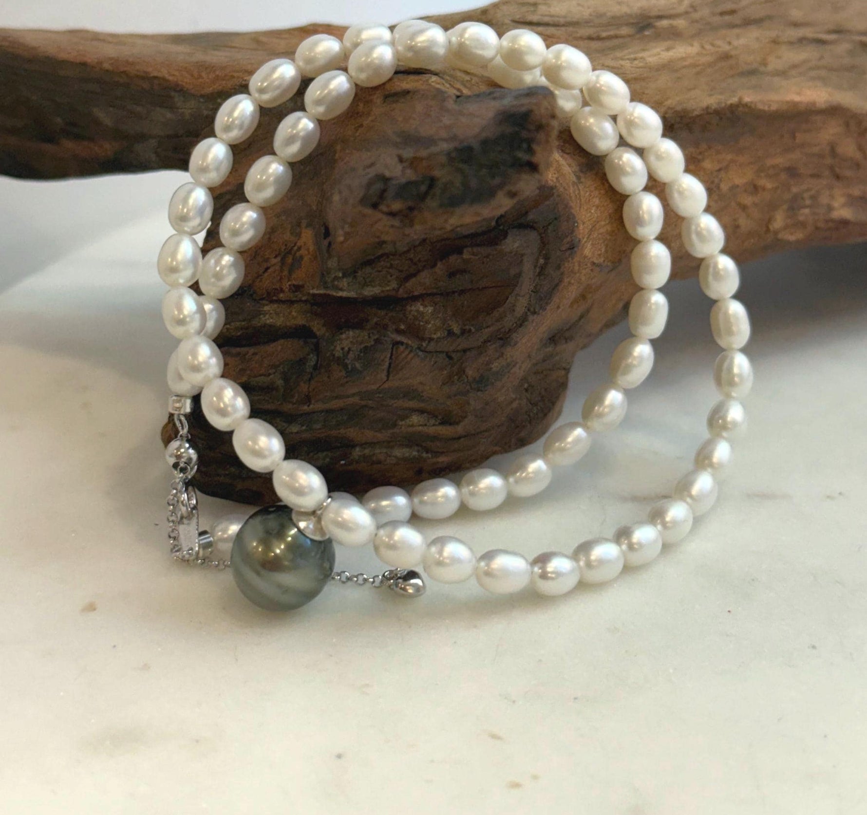 Elly’s 11.8mm Tahitian Platinum black ocean Freshwater white Pearls Necklace: extreme luster, S925 silver necklace. To 18.1”.