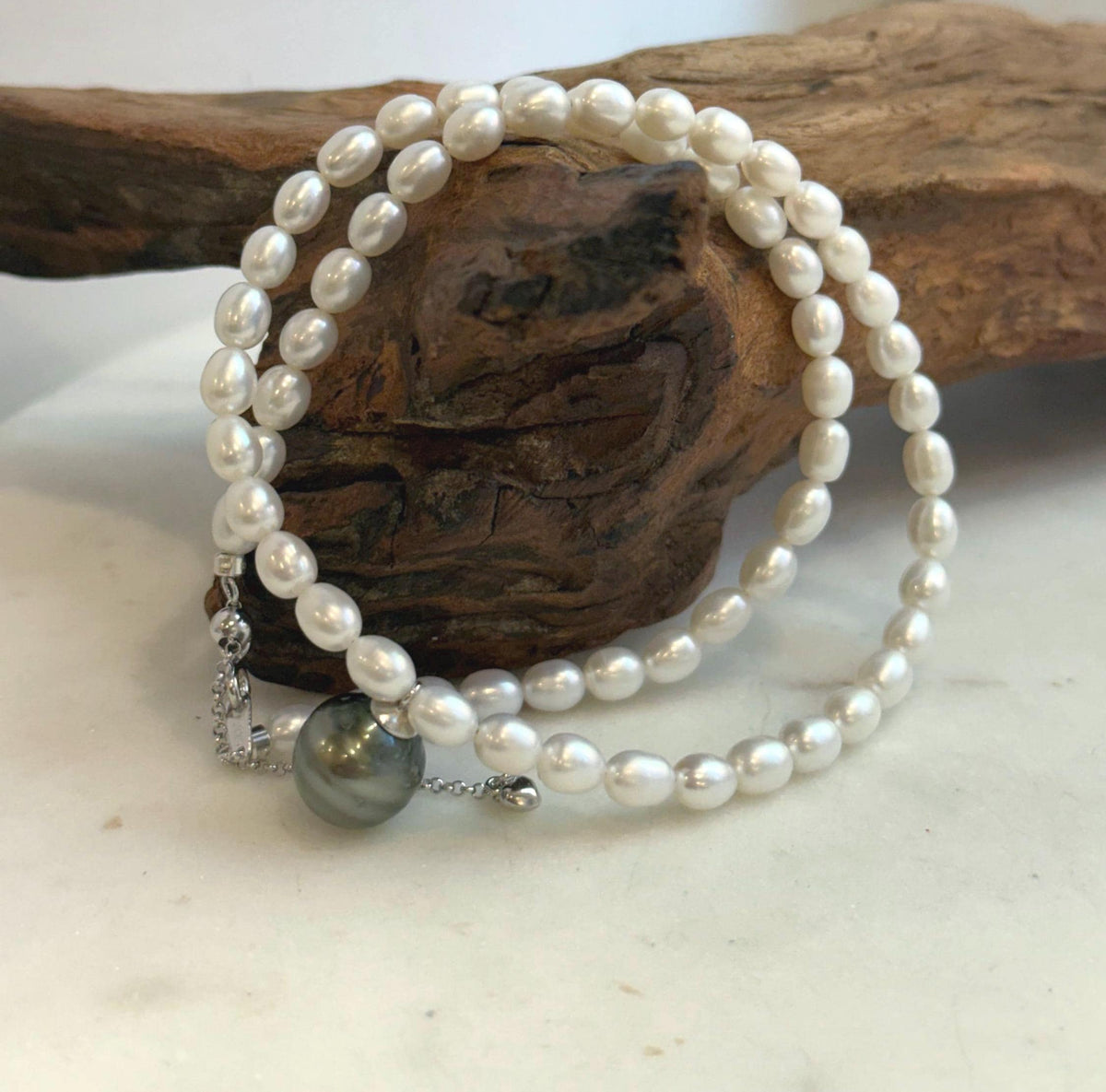 Elly’s 11.8mm Tahitian Platinum black ocean Freshwater white Pearls Necklace: extreme luster, S925 silver necklace. To 18.1”.