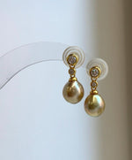 Elly’s 9.1mm Genius South sea deep tea golden ocean Pearls Earrings: Extreme luster mirrored, 2.1cm high, S925 silver earrings.