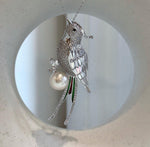 Elly’s Edison white Pearl Bird Brooch Pendant 2in1: Extreme luster mirrored, 11.2mm, 3x6.5cm