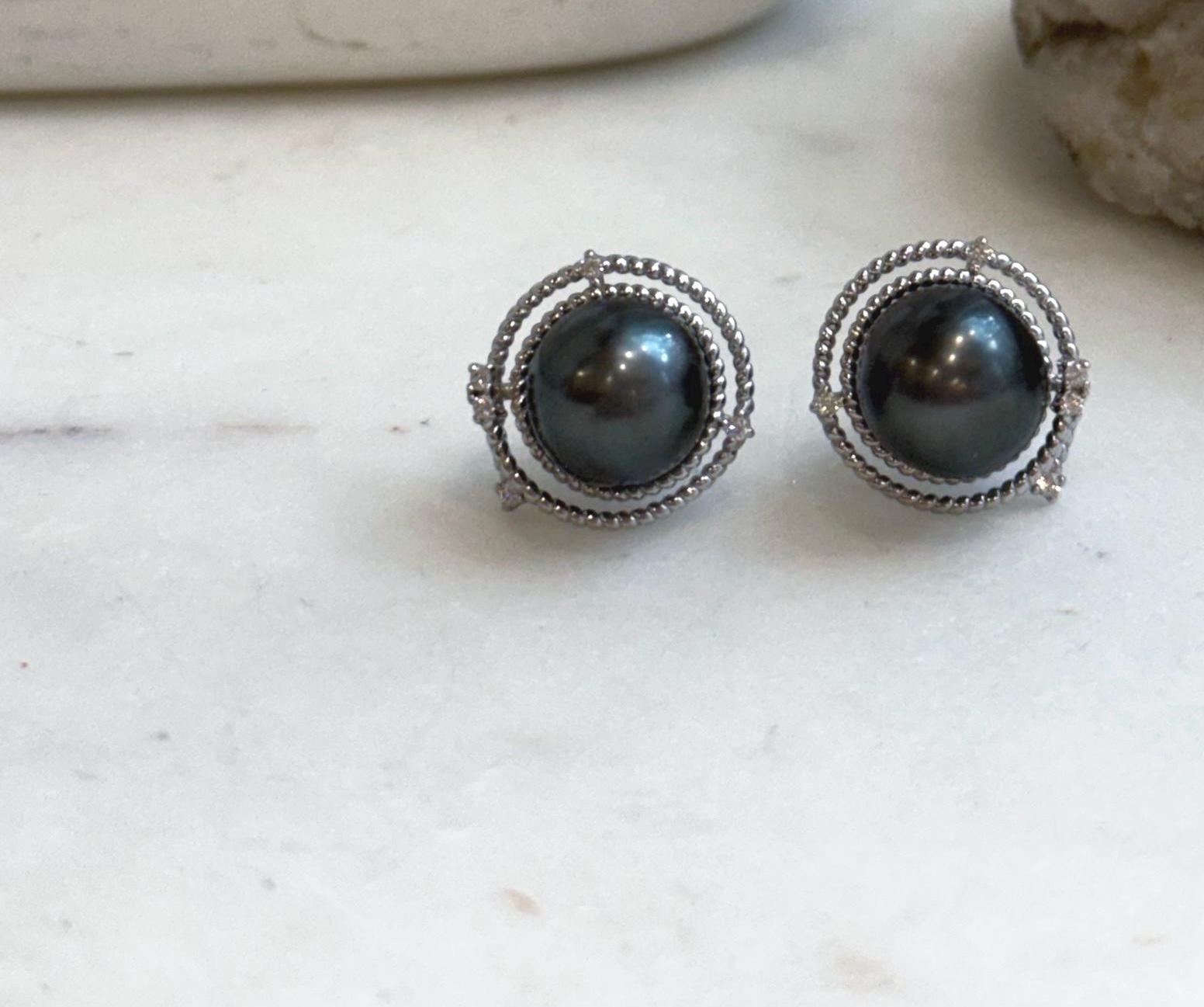 Elly’s 10.3mm Tahitian black Platinum ocean Pearls Earrings: Extreme luster Mirrored, 1.5cm high, S925 silver earrings.