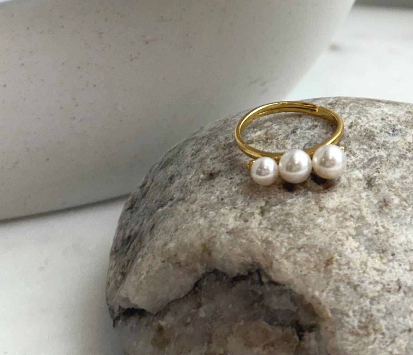 Elly’s 3pcs 4.6-5.8mm Freshwater white pearls Ring: Extreme luster mirrored, 1.6cm long, S925 Silver Adjustable Ring.