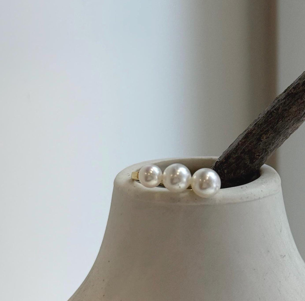 Elly’s 3pcs 4.6-5.8mm Freshwater white pearls Ring: Extreme luster mirrored, 1.6cm long, S925 Silver Adjustable Ring.