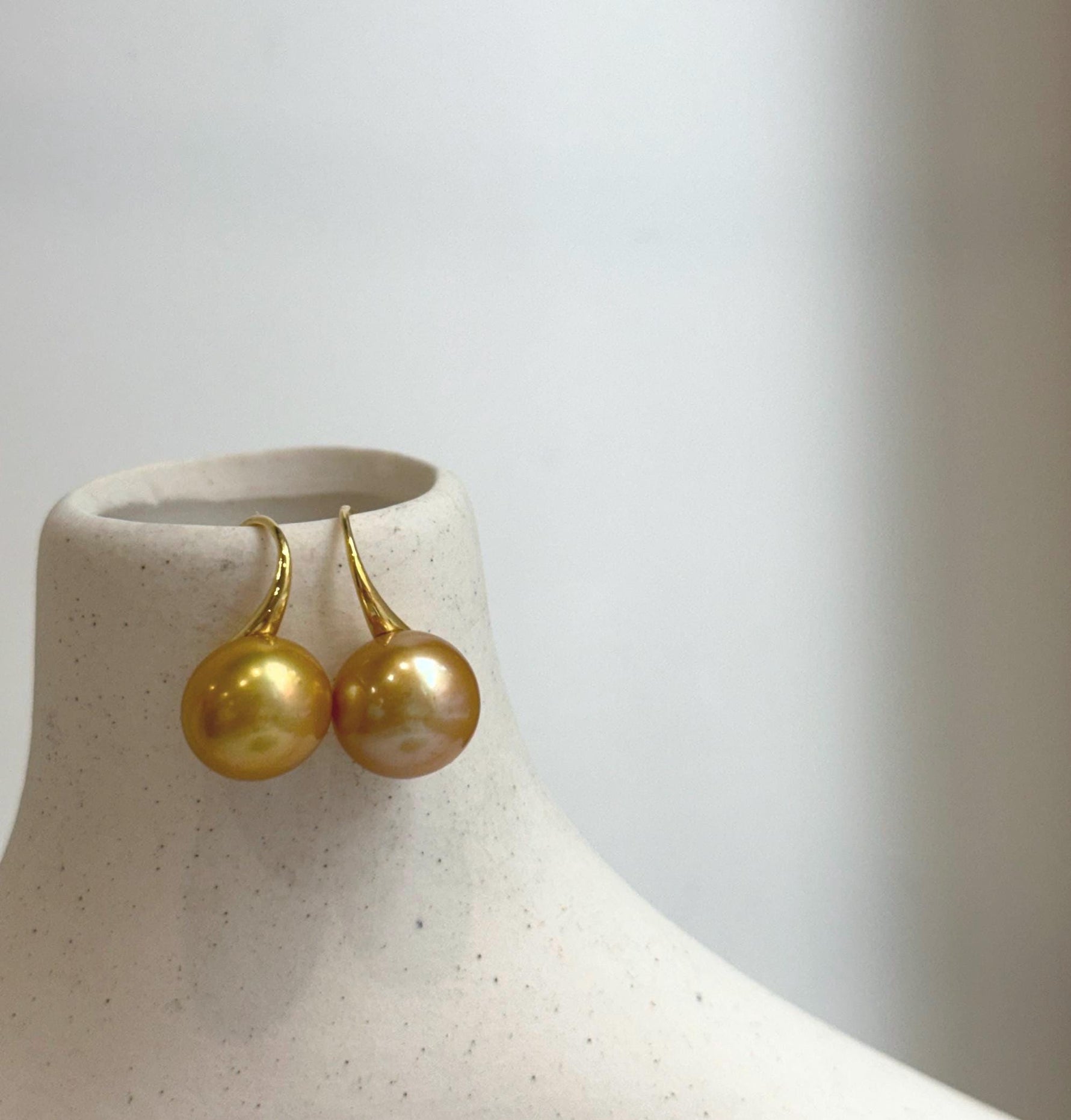 Elly’s 11.7mm Edison deep gold Pearls Earrings hooks: Extreme luster Mirrored, 2.2cm high, S925 silver cool earrings.