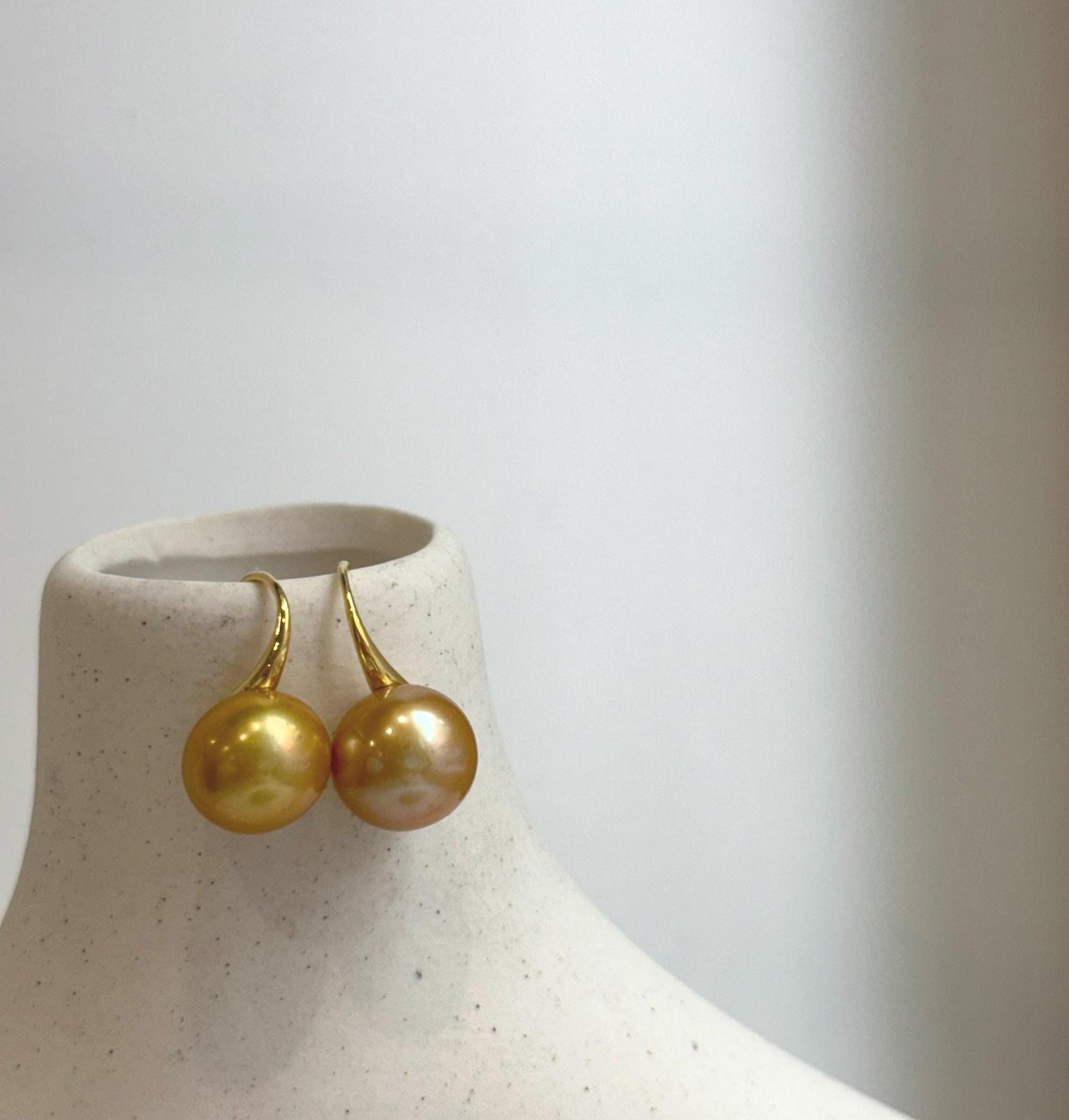 Elly’s 11.7mm Edison deep gold Pearls Earrings hooks: Extreme luster Mirrored, 2.2cm high, S925 silver cool earrings.