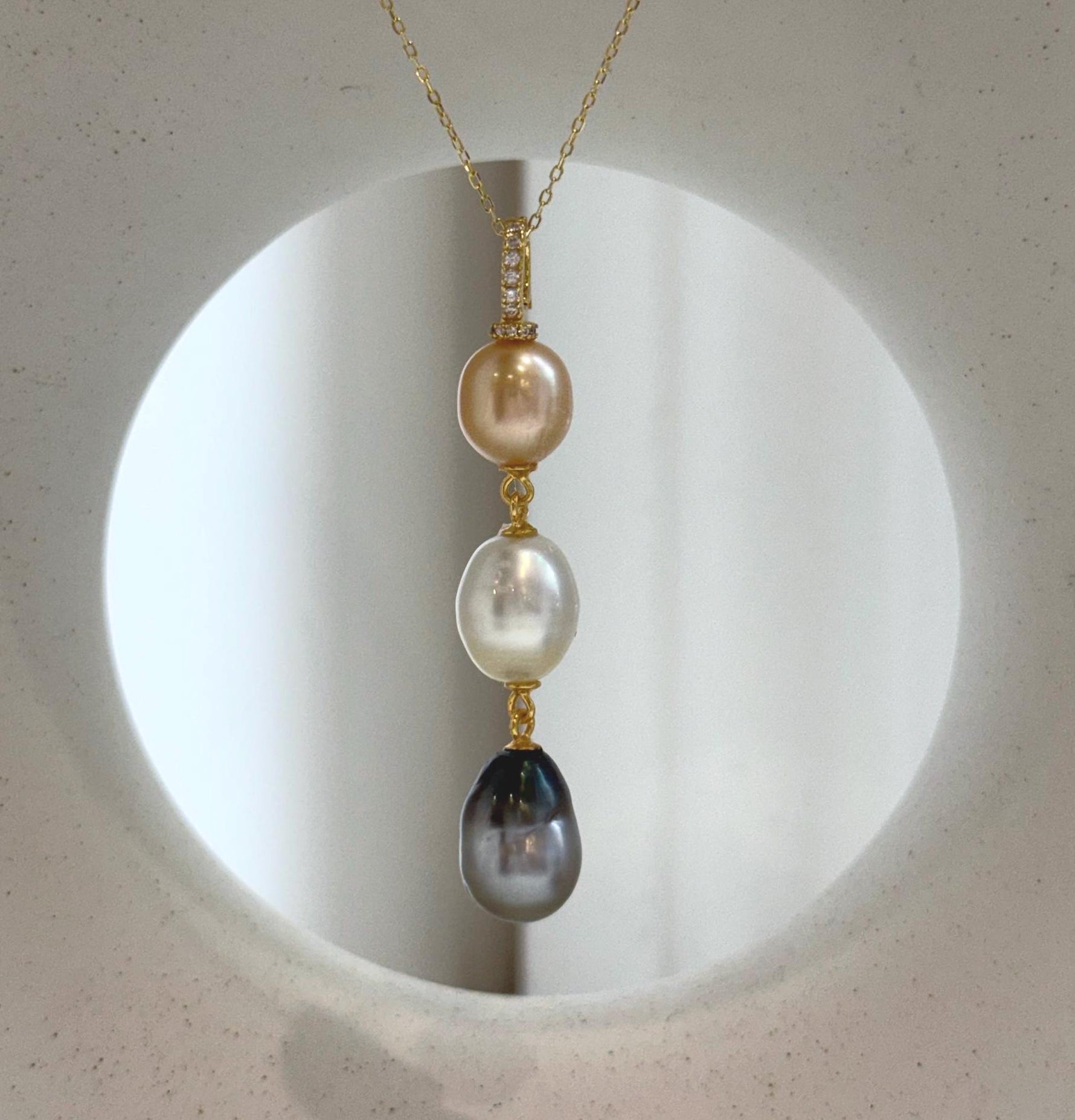 Tri 9.5-10.2mm South sea golden Tahitian Australian White pearls pendant: Extreme luster mirrored, 5.8cm high, S925 silver necklace set.