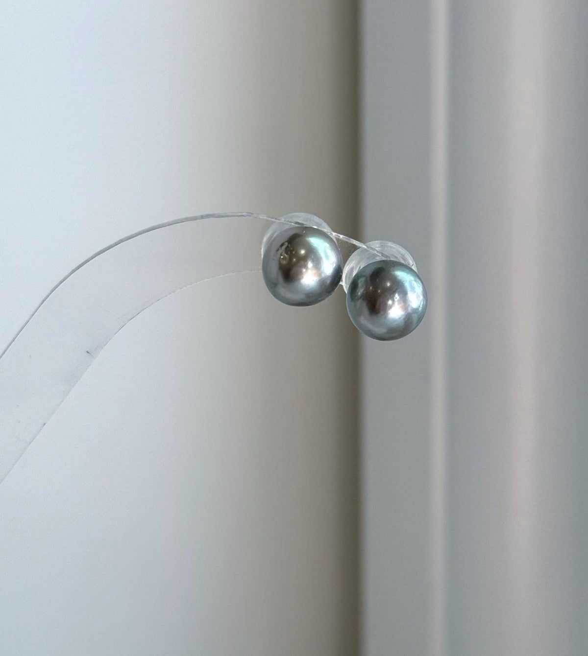 Elly’s 10mm Tahitian Silver Platinum ocean Pearls Earrings studs: Extreme luster Mirrored, S925 silver minimalist earrings.