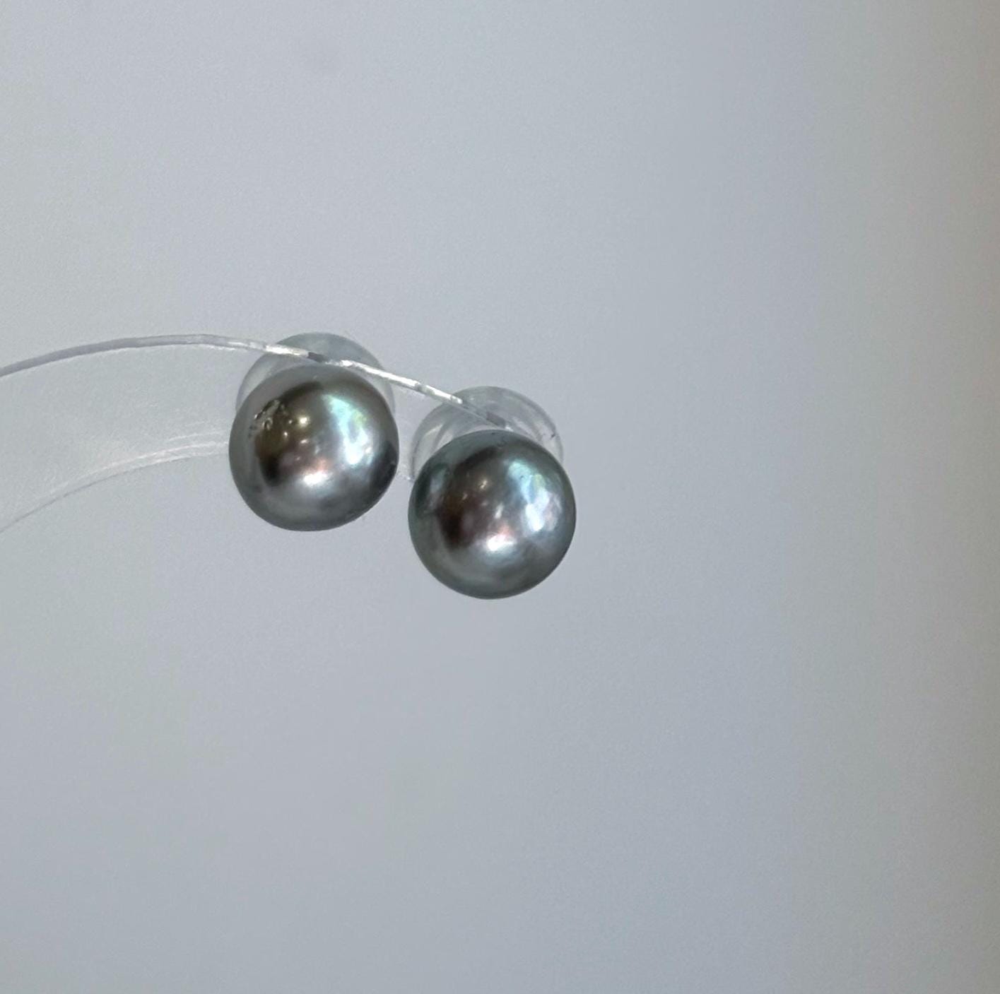 Elly’s 10mm Tahitian Silver Platinum ocean Pearls Earrings studs: Extreme luster Mirrored, S925 silver minimalist earrings.