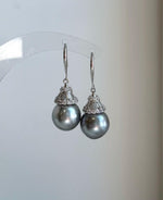 Elly’s 11.8mm Tahitian Silver Platinum ocean Pearls Earrings hooks: Extreme luster Mirrored, 3.6cm high, S925 silver cool fancy earrings.