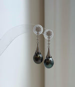 Elly’s 10mm Tahitian Peacock green hunter ocean Pearls Cool Earrings: Extreme luster Mirrored, 3.7cm high, S925 silver earrings.