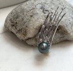 Elly’s Tahitian platinum Ocean Pearl Meteor Brooch pendant 2in1: Extreme luster mirrored, 11.4mm,1.6x5.5cm, no chain.