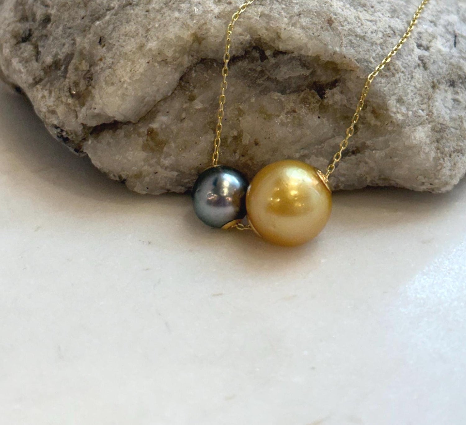 Elly’s Double Au750 18k Gold Tahitian South sea deep gold ocean Pearls Floating pendants: Extreme luster, 9-12.5mm.