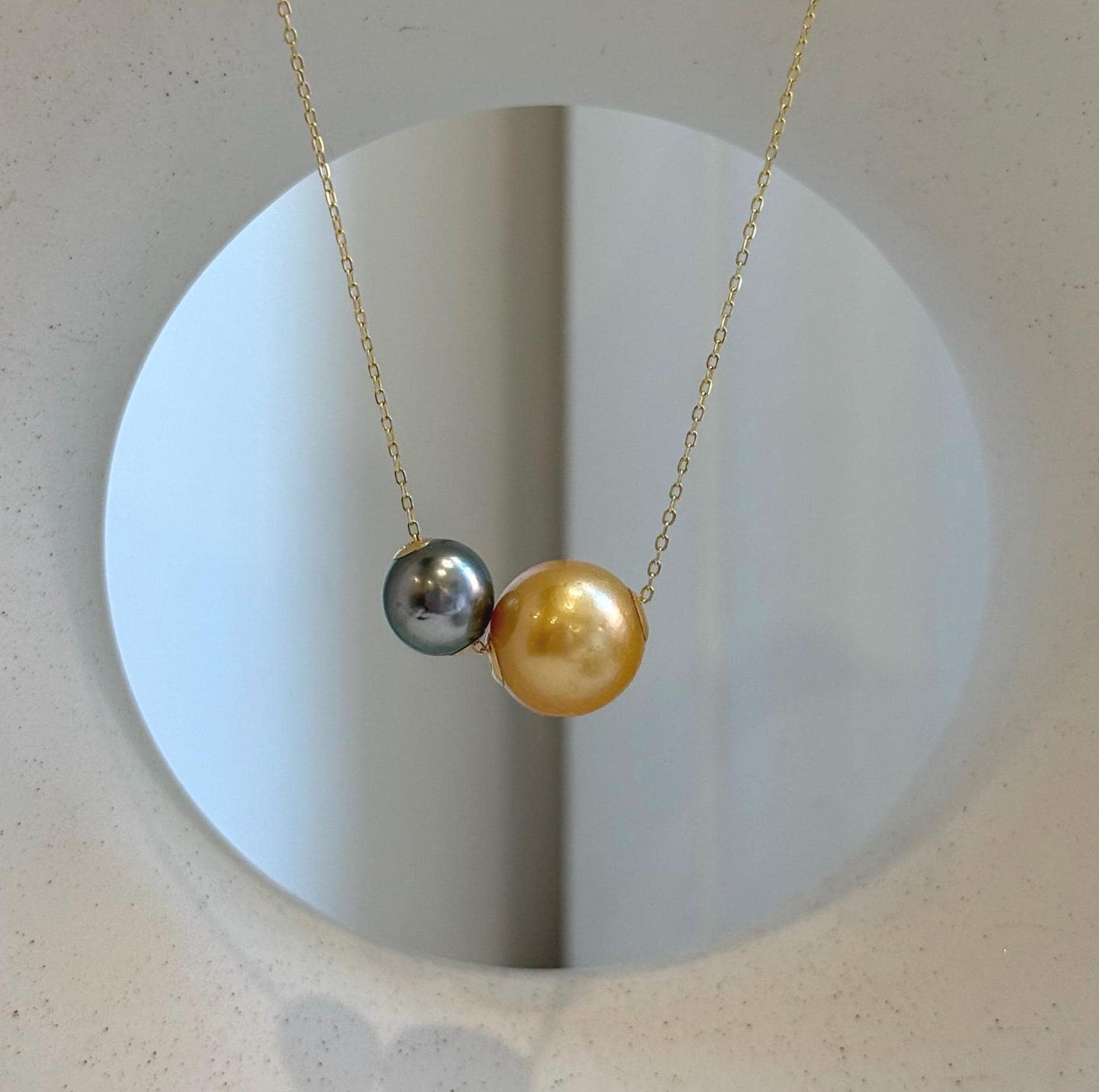 Elly’s Double Au750 18k Gold Tahitian South sea deep gold ocean Pearls Floating pendants: Extreme luster, 9-12.5mm.