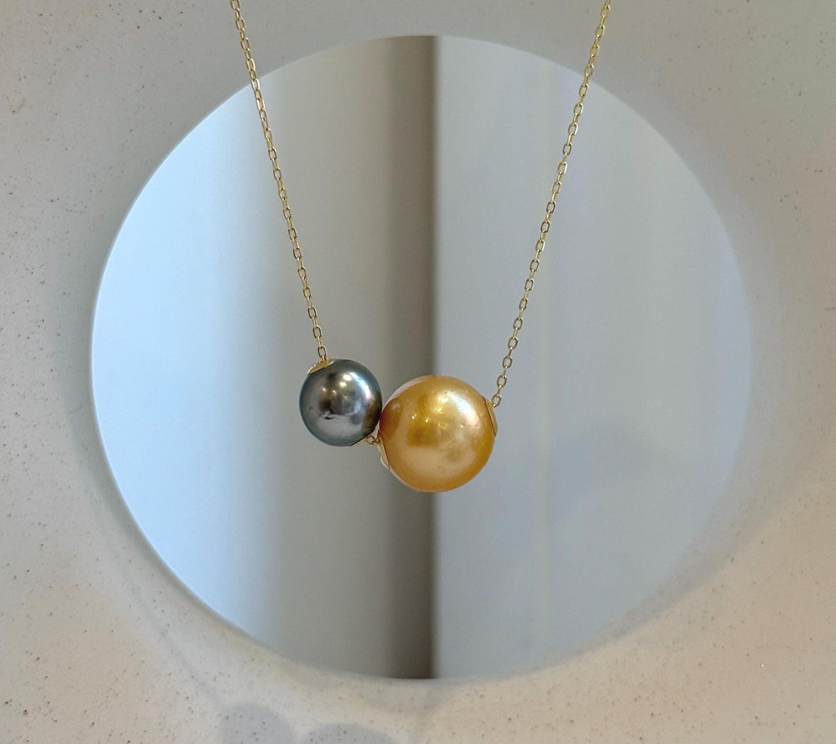 Elly’s Double Au750 18k Gold Tahitian South sea deep gold ocean Pearls Floating pendants: Extreme luster, 9-12.5mm.