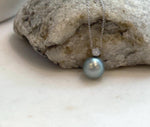 Elly’s 10.4mm Tahitian silver blue ocean Pearl pendant: Extreme luster mirrored, 1.4cm high, S925 silver pendant.