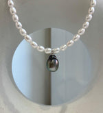 Elly’s 10.7mm Tahitian Peacock green ocean Freshwater white Pearls Necklace: extreme luster, S925 silver necklace. To 18.1”.