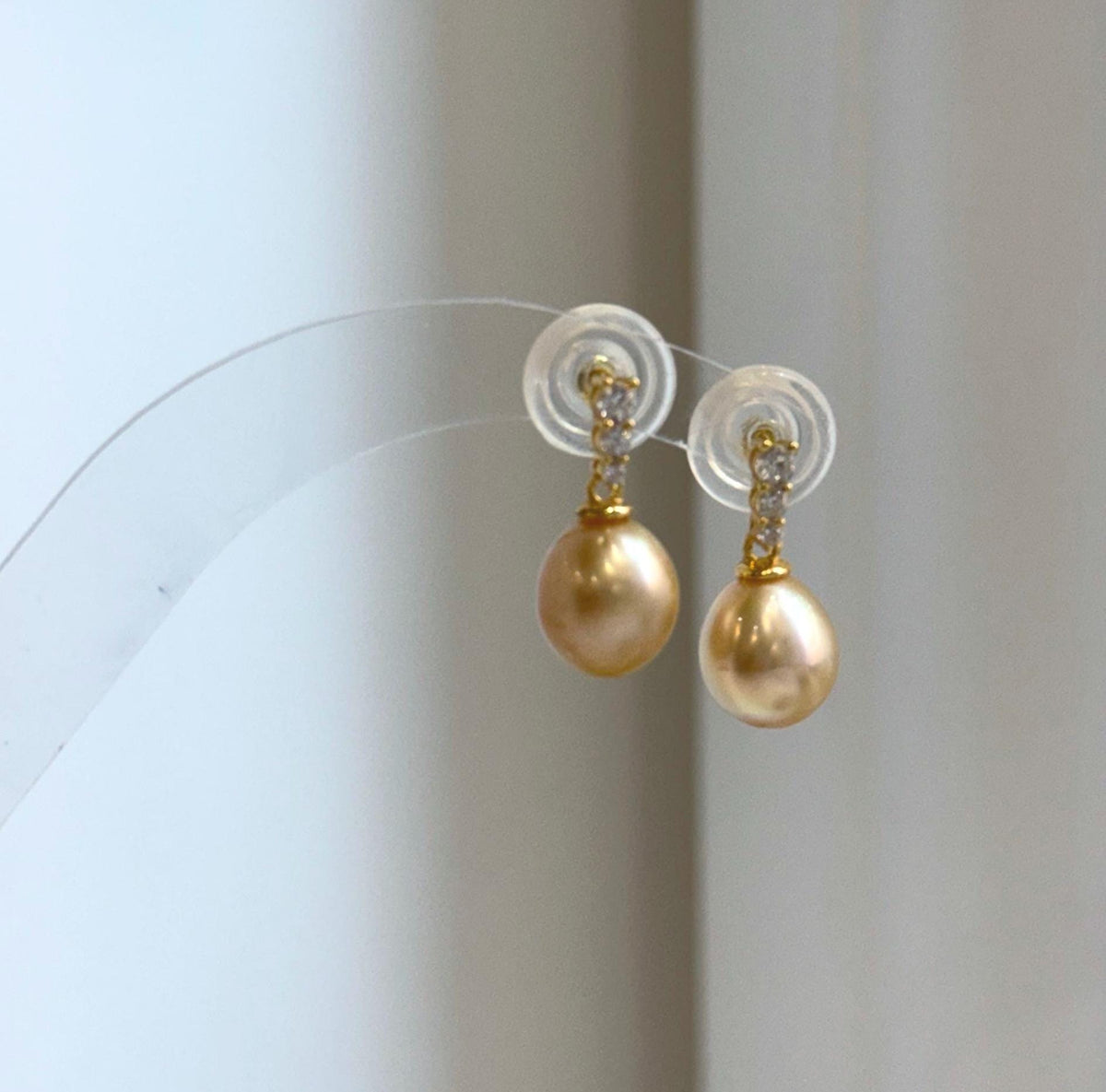 Elly’s 8.9mm Genius South sea deep golden ocean Pearls Earrings: Extreme luster mirrored, 1.8cm high, S925 silver earrings.