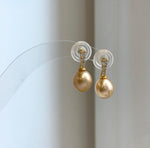 Elly’s 8.9mm Genius South sea deep golden ocean Pearls Earrings: Extreme luster mirrored, 1.8cm high, S925 silver earrings.