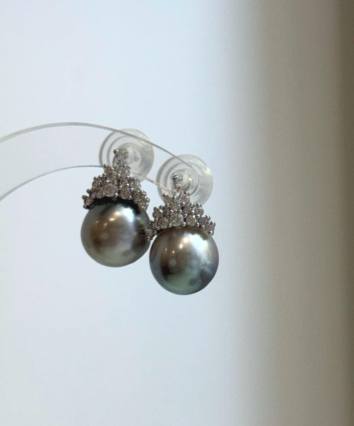 Elly’s 11.5mm Tahitian Platinum ocean Pearls Earrings: Extreme luster Mirrored, 2cm high, S925 silver cool fancy earrings.