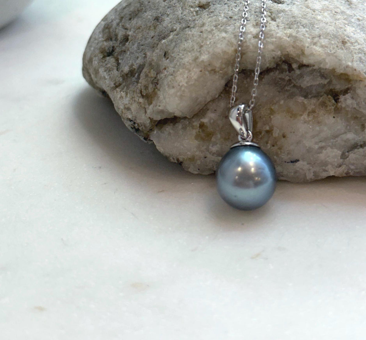 Elly’s 11.7mm Tahitian platinum ocean Pearl pendant: Extreme luster mirrored, S925 silver minimalist pendant, 2.1cm high.
