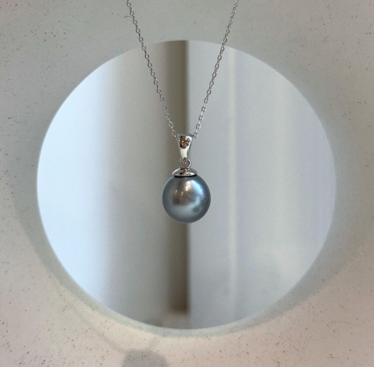 Elly’s 11.7mm Tahitian platinum ocean Pearl pendant: Extreme luster mirrored, S925 silver minimalist pendant, 2.1cm high.