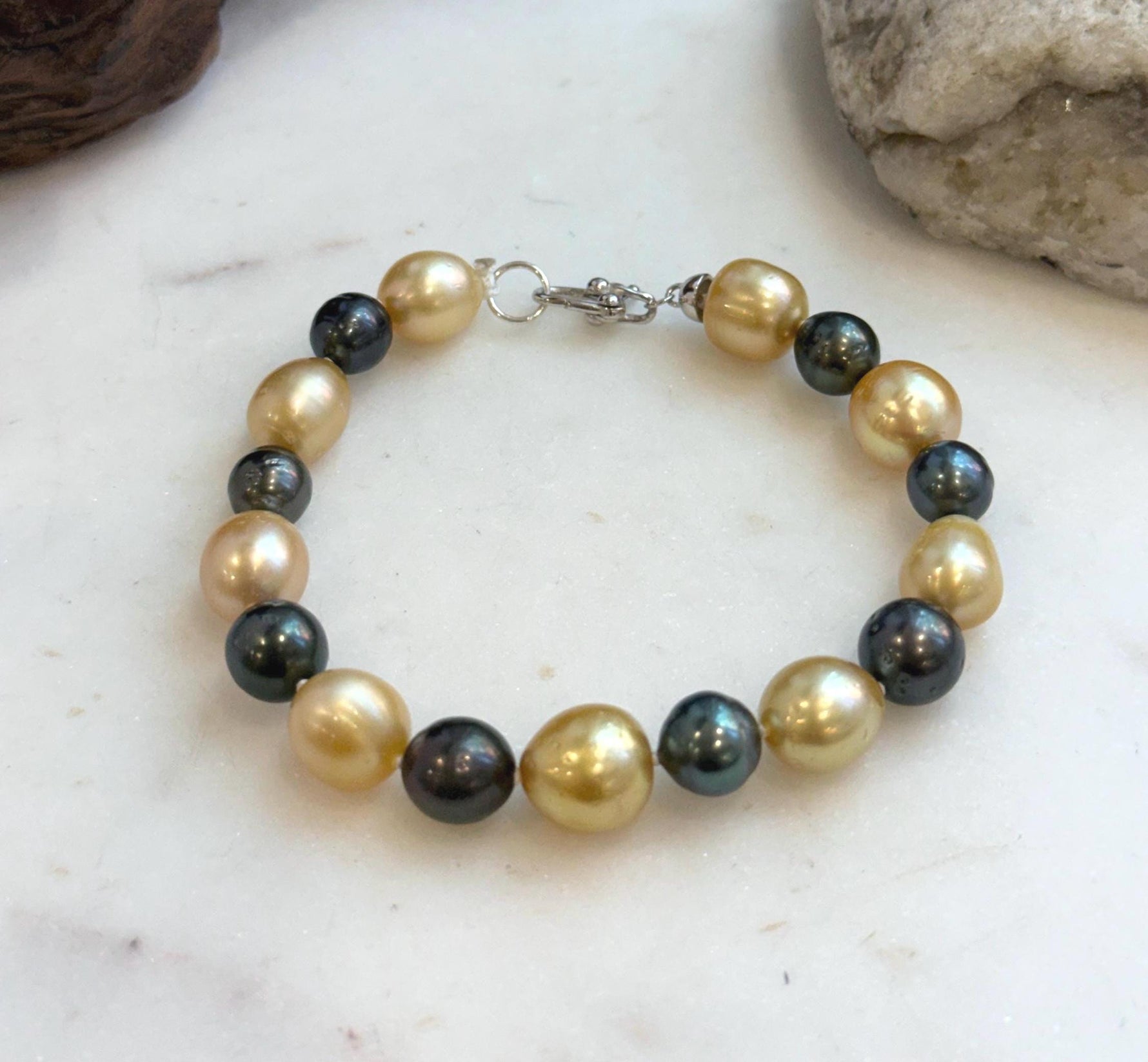 Elly’s 8.3-11mm 17pcs Genius South sea golden Tahitian Ocean Pearls bracelet: Extreme luster, 8.2”, S925 silver bracelet.