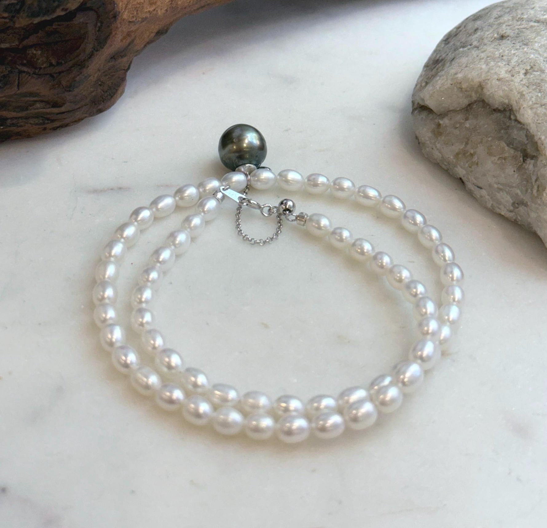 Elly’s 11.8mm Tahitian Platinum black ocean Freshwater white Pearls Necklace: extreme luster, S925 silver necklace. To 18.1”.