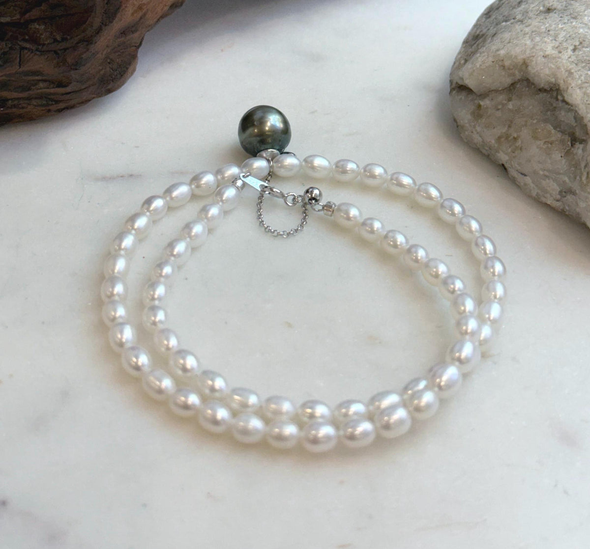 Elly’s 11.8mm Tahitian Platinum black ocean Freshwater white Pearls Necklace: extreme luster, S925 silver necklace. To 18.1”.