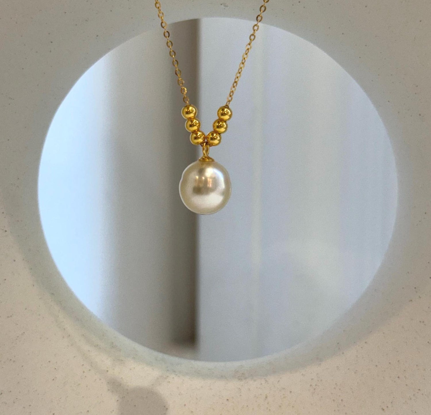 Elly’s 10.2mm South Sea Golden ocean pearl cool Pendant Chain Necklace Set: Extreme luster mirrored. S925 silver chain. To 17.9”