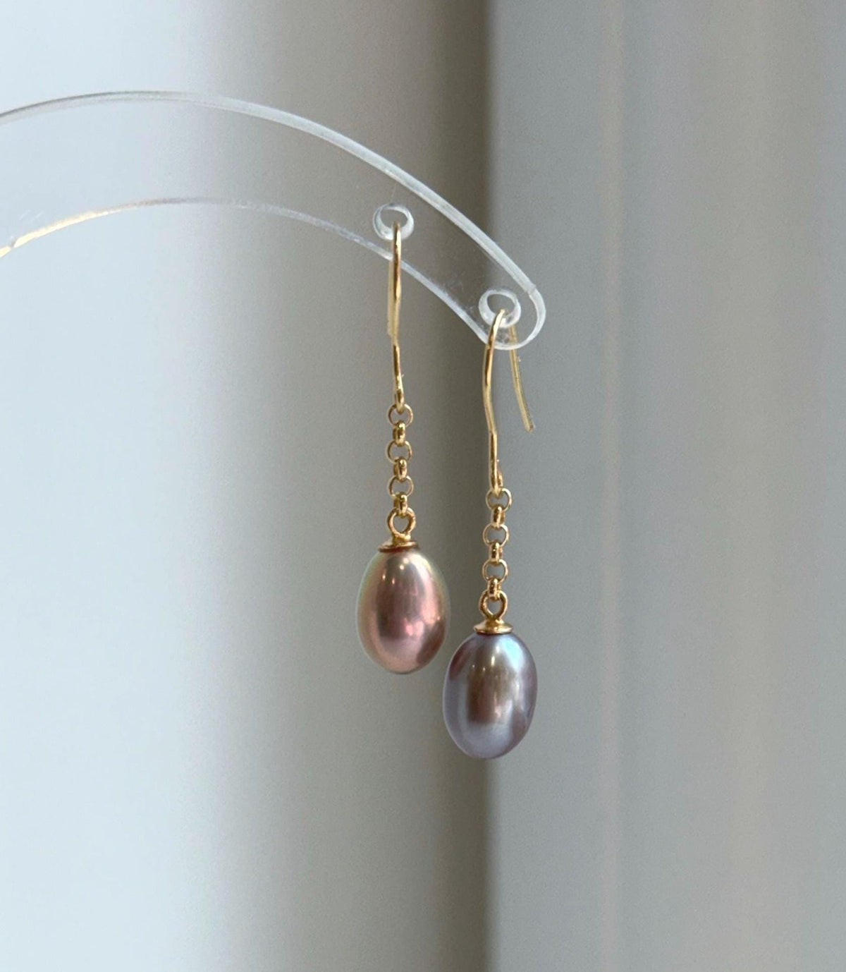 Elly’s 2 pairs Extremely strong luster natural Freshwater pearls s925 silver strip waterdrop strip earrings. Daily cool AB earrings.