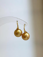 Elly’s 11.2mm Genius South sea deep golden ocean Pearls Earrings hooks: Extreme luster mirrored, 2.2cm high, S925 silver earrings.