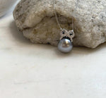 Elly’s 11.7mm Tahitian Platinum ocean Owl pendant: Extreme luster mirrored, S925 silver pendant.