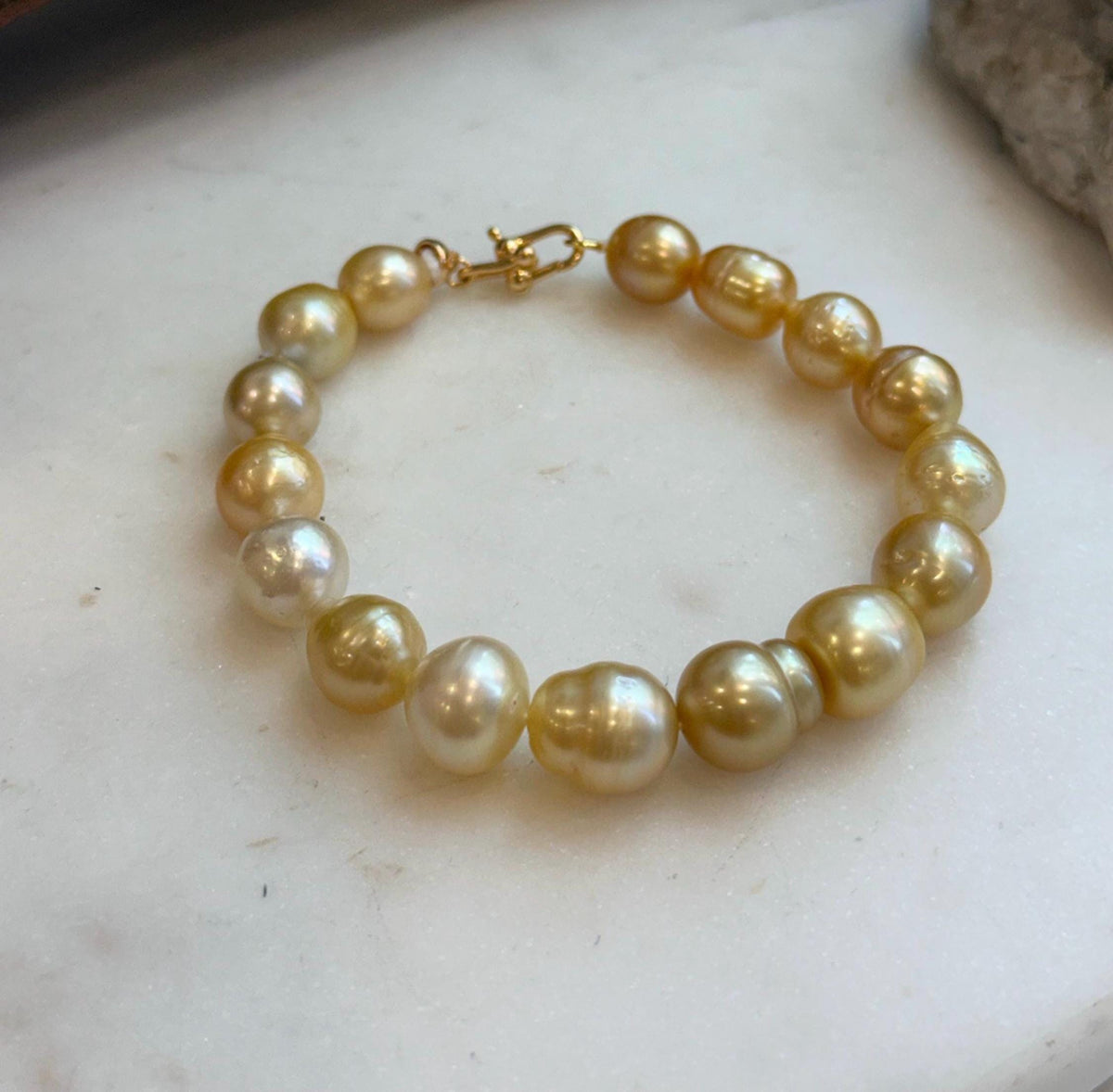 Elly’s 8.9-11.2mm 16pcs Genius South sea golden Ocean Pearls bracelet: Extreme luster, 8.1”, S925 silver bracelet.